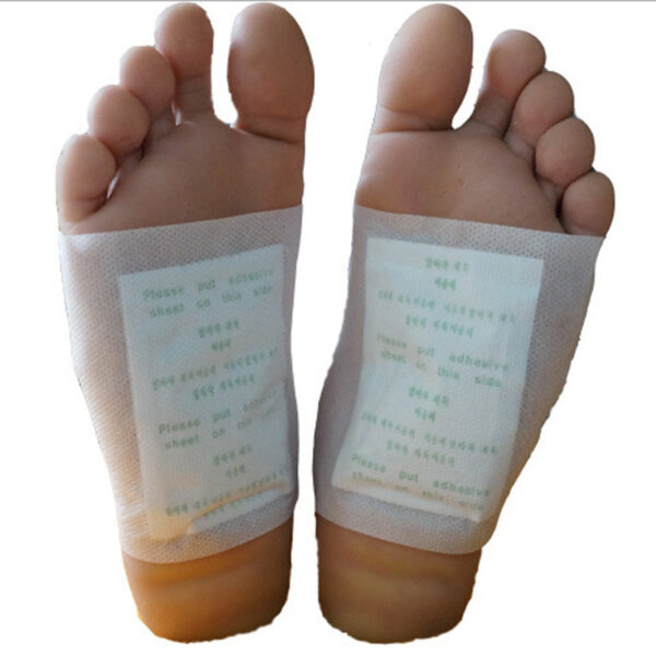 Natural Detox Foot Pads with Bamboo Vinegar – Traditional Thai Herbal Wellness (30 Pads) - Image 5