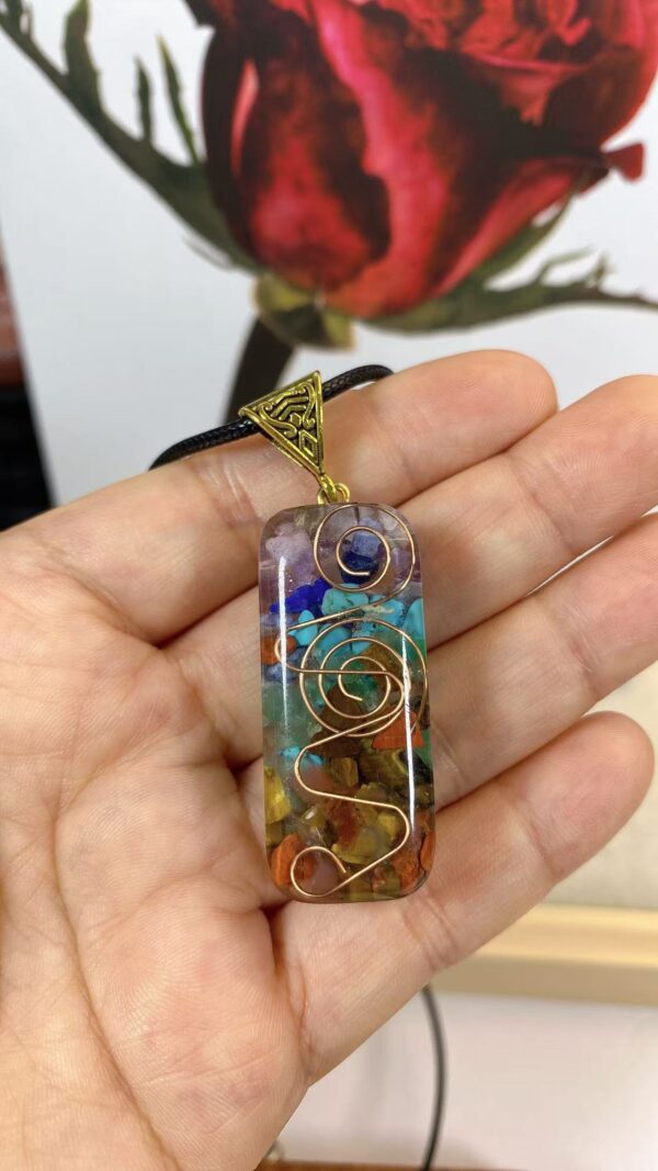 Cosmic Align Amulet – 7-Chakra Reiki Crystal Pendant for Energy Balance - Image 10
